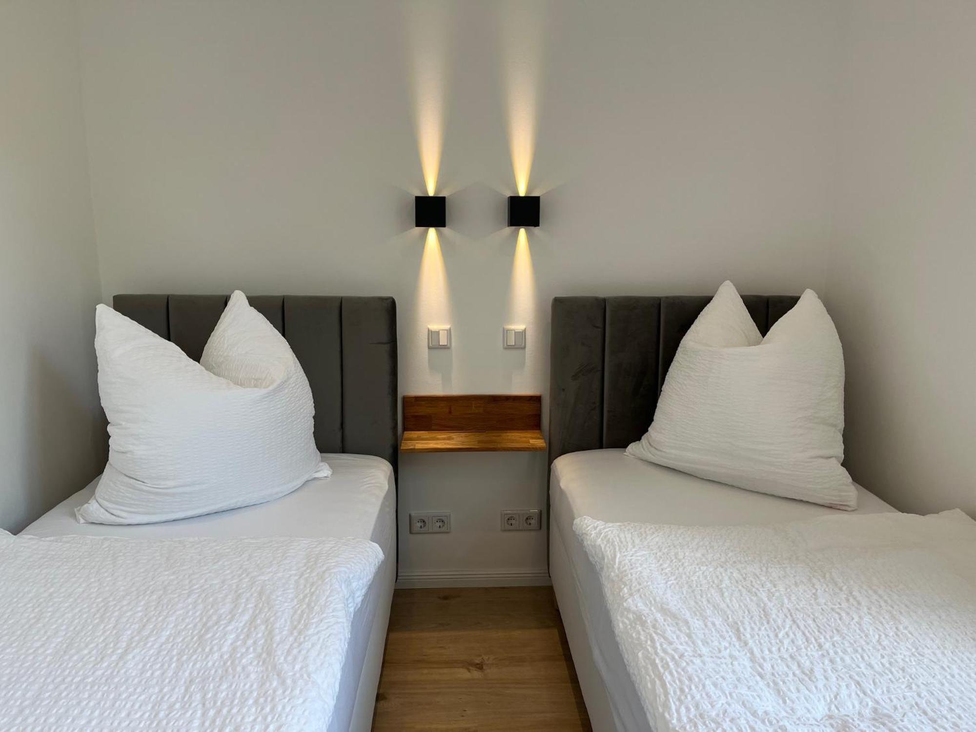Remise 23A - 2Schlafzimmer Unterkunft Fuer 4-Koepfige Familie Schönefeld Екстериор снимка